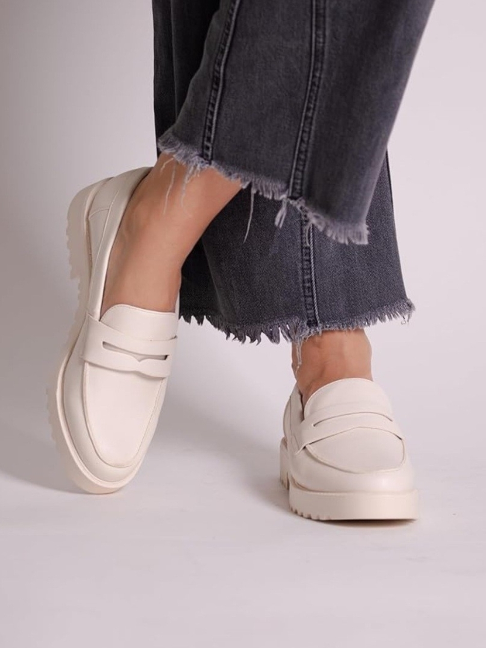 Women's Cream Casual Penny Loafers with Cushioned Sole